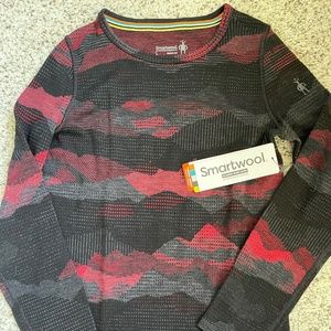 NEW W/ TAGS!  Kids Long Sleeve Smartwool Crewneck Baselayer 100% Merino 250 Wt